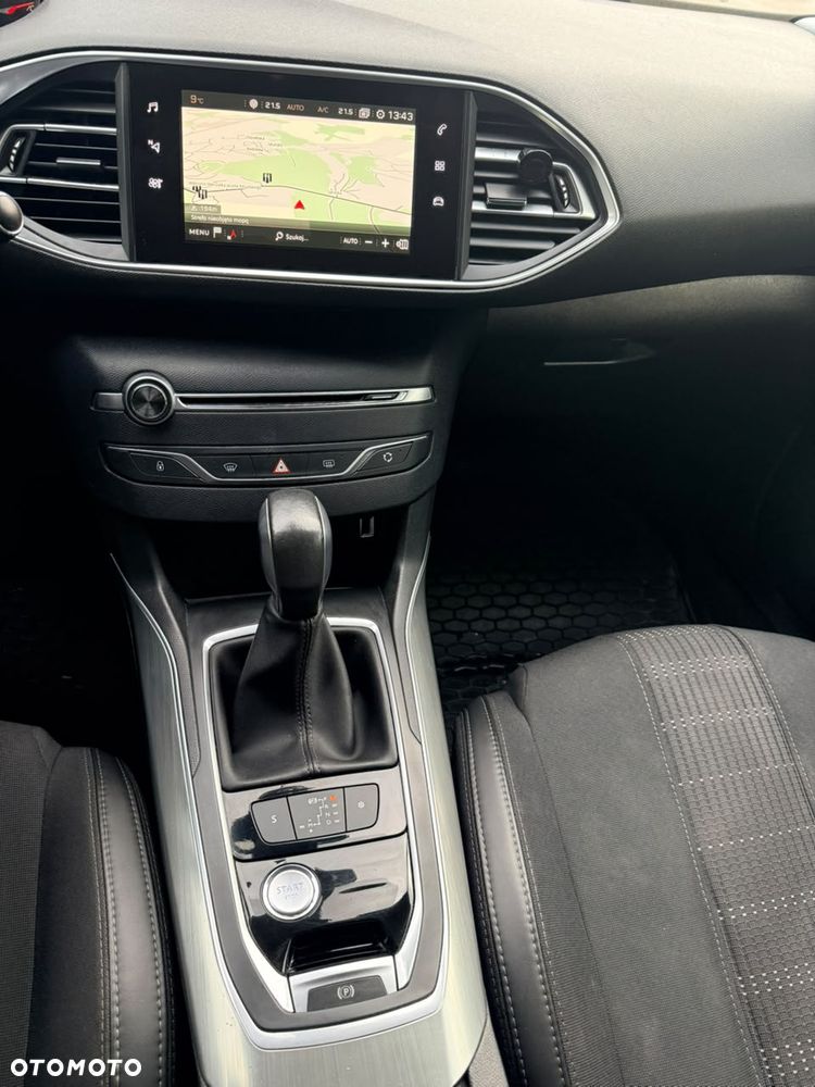 Peugeot 308 - 9