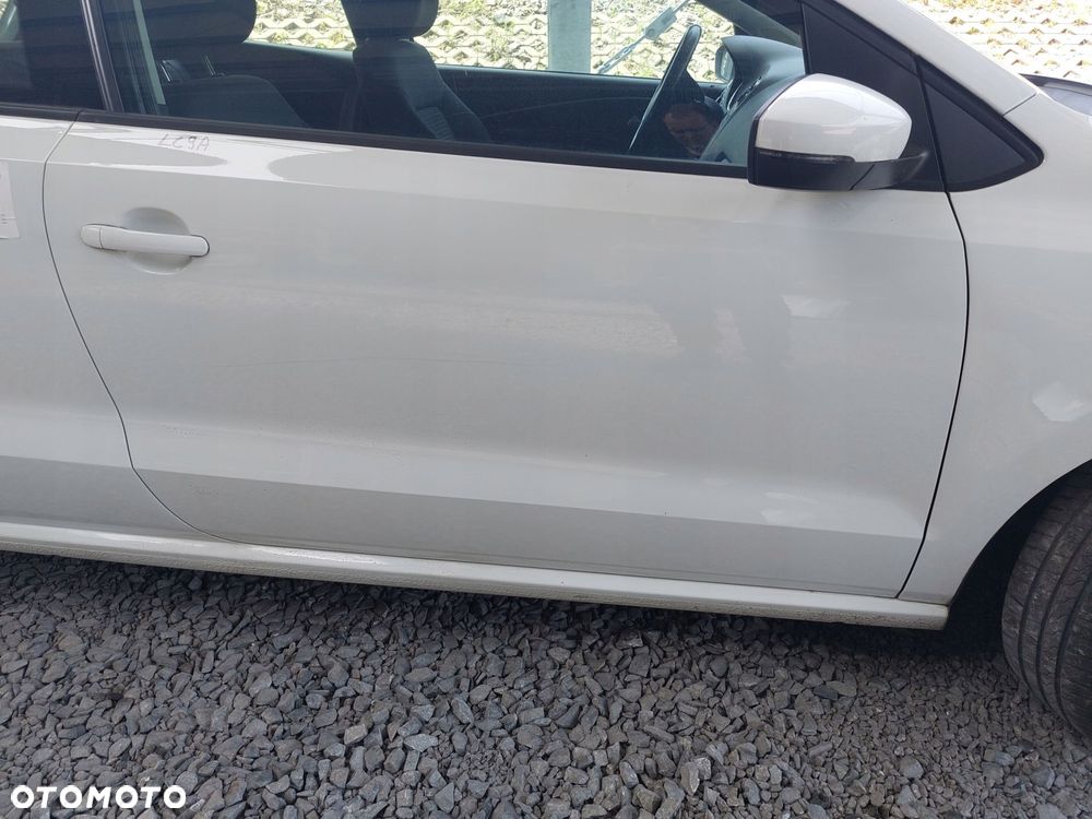 vw polo v 6r 6c 3d 08-17r drzwi prawe lc9a europa kompletne - 2
