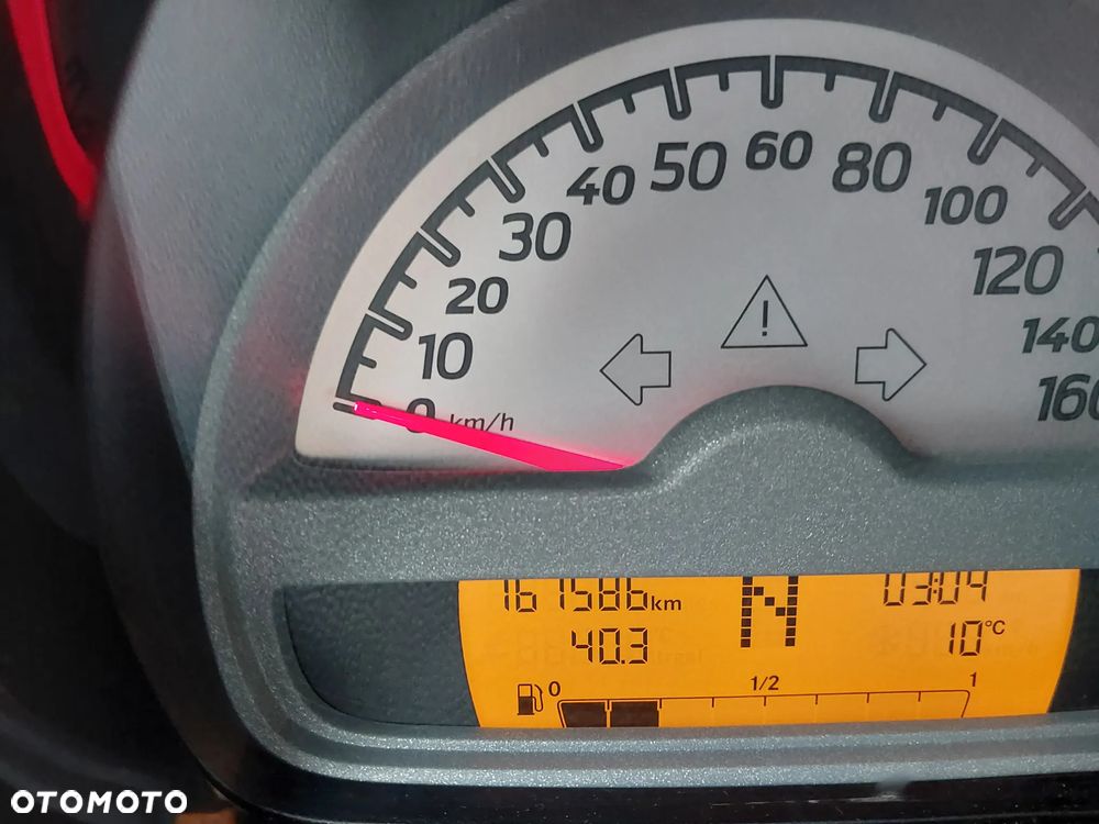 Smart Fortwo cdi coupe softouch black&white limited dpf - 5