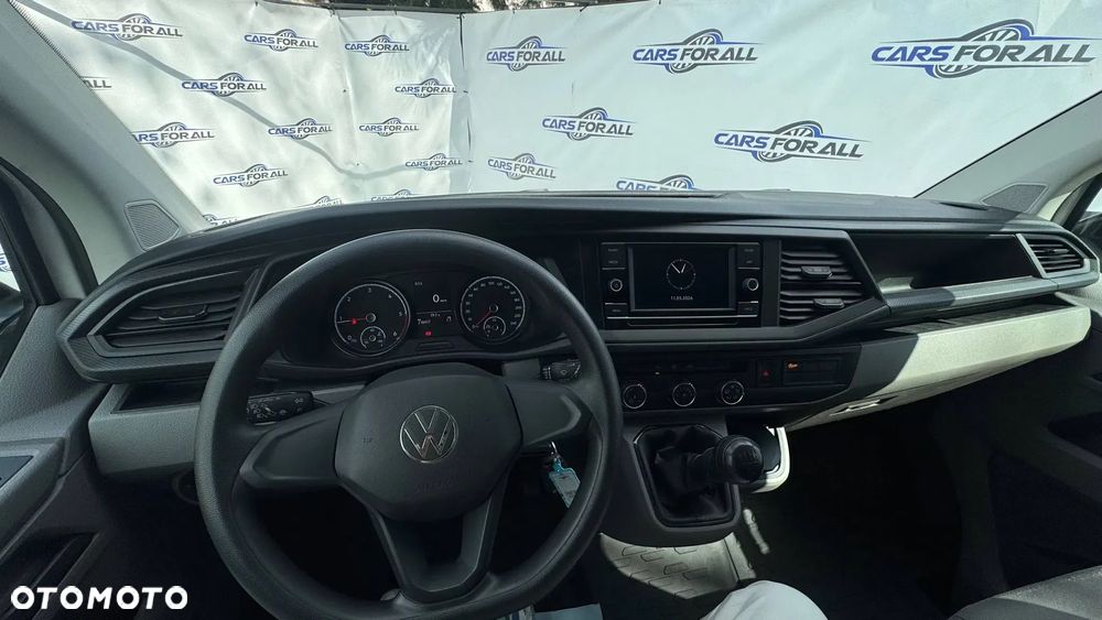 Volkswagen Transporter 2.0 TDI SCR 81kW z 2022 roku - 13