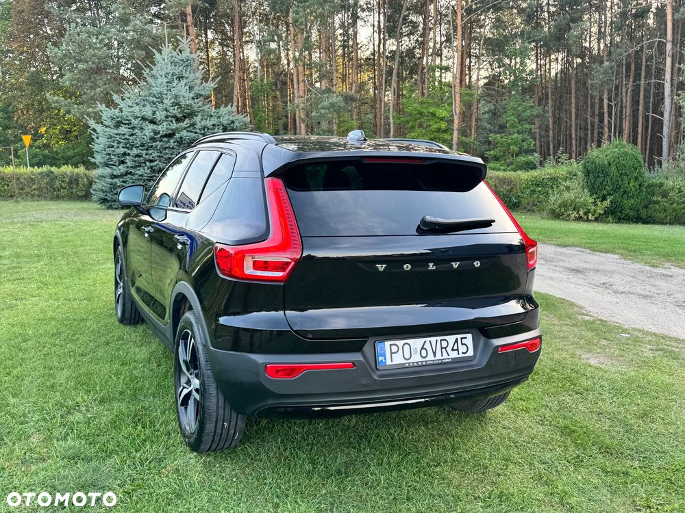 Volvo XC 40 T3 R-Design - 11