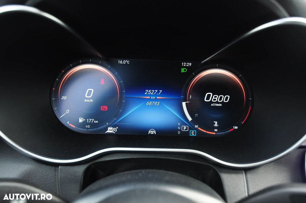 Mercedes-Benz C 300 d Coupe 4Matic 9G-TRONIC AMG Line - 26