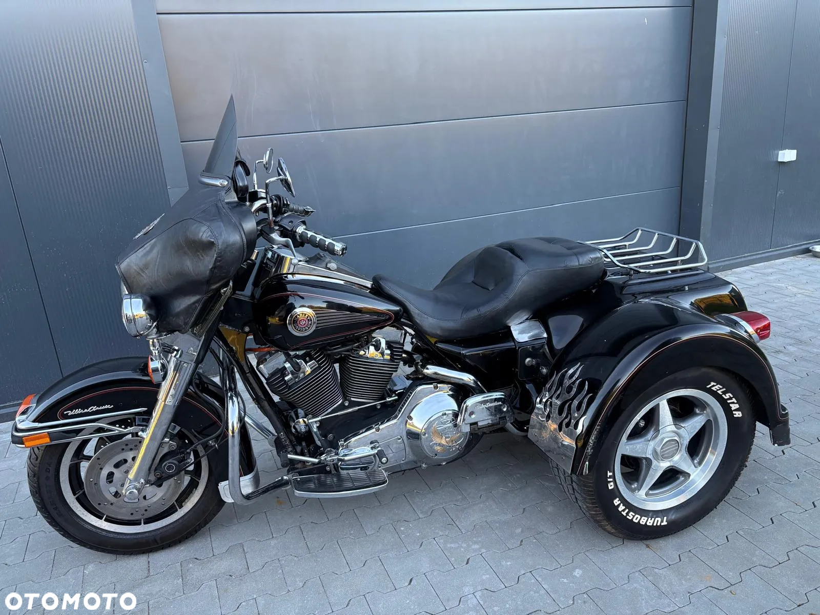 Harley-Davidson Tri Glide - 12