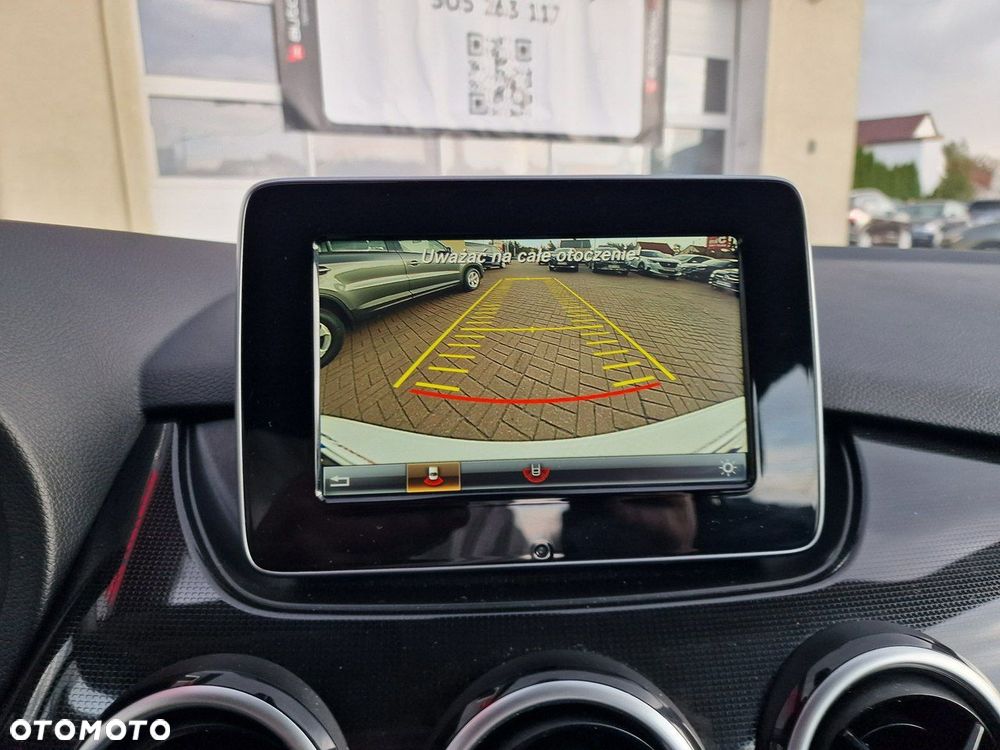 Mercedes-Benz Klasa B 180 Edition - 25