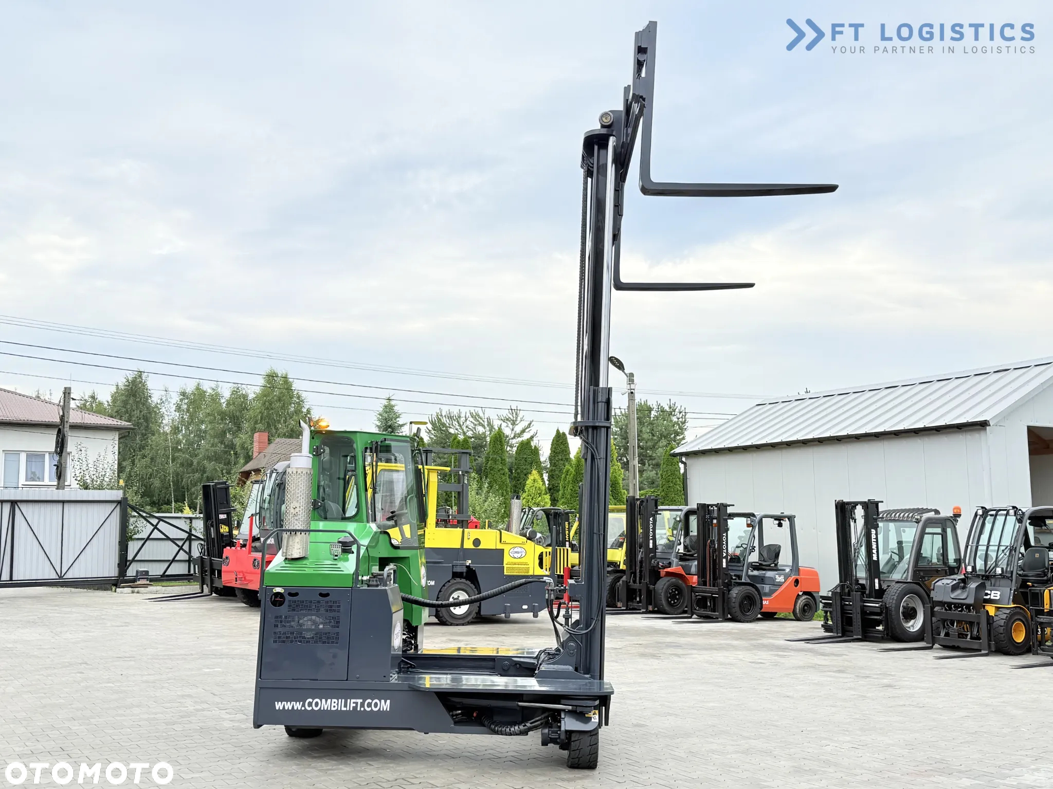 Combilift C4500 / DIESEL / DUPLEX 4000MM / SZEROKI POZYCJONER WIDEŁ / OGRZEWANIE / PEŁNA KABINA / STAN IDEALNY / Szeroka oferta wózków czterokierunkowych i bocznych, dopasowanych do różnorodnych potrzeb i zastosowań - 39