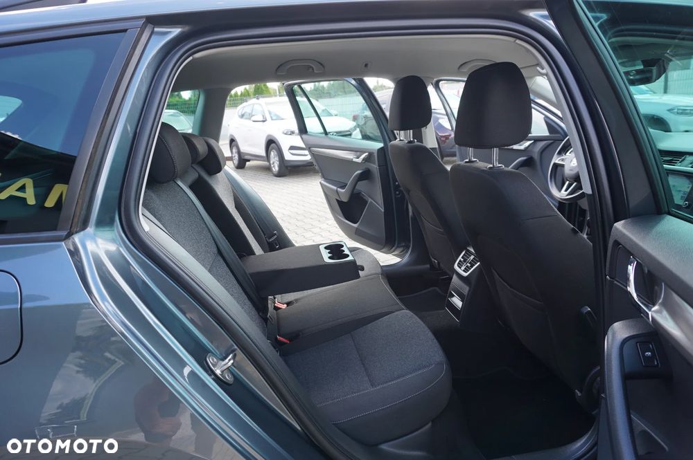 Skoda Octavia 2.0 TDI DSG Soleil - 29