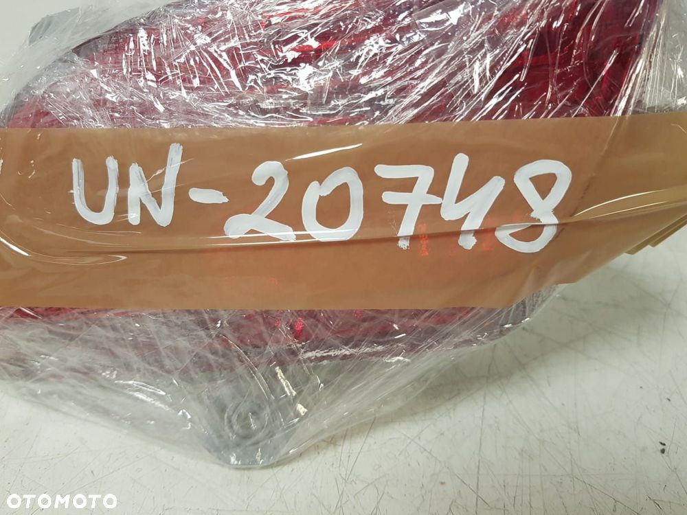 LAMPA PRZECIWMGIELNA LAMPKA TYLNA LEWA W ZDERZAK TYŁ LEWY KIA VENGA 09- ORYGINAL 92403-1PO 924031PO - 7