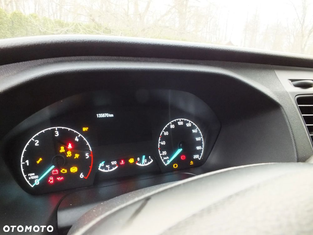 Ford Transit - 17