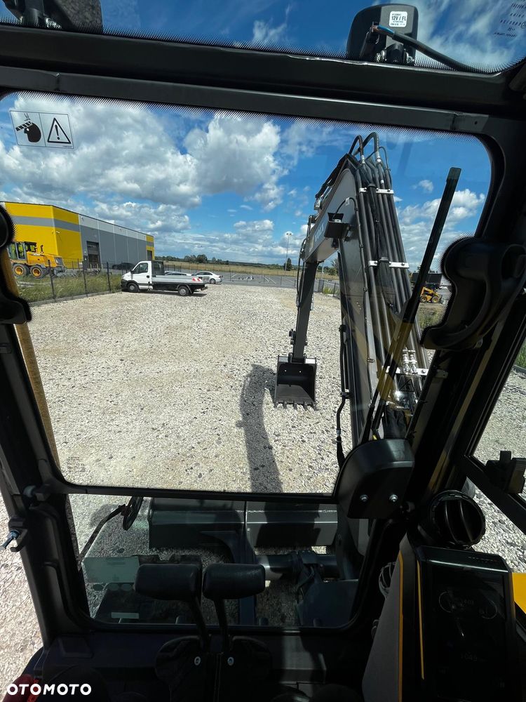 Volvo ECR88D nowa koparka dealer PL - 22