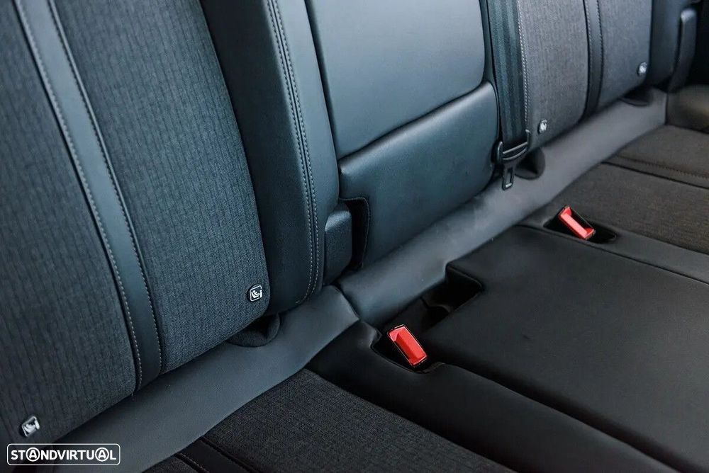 Peugeot 3008 1.5 BlueHDi GT EAT8 - 39