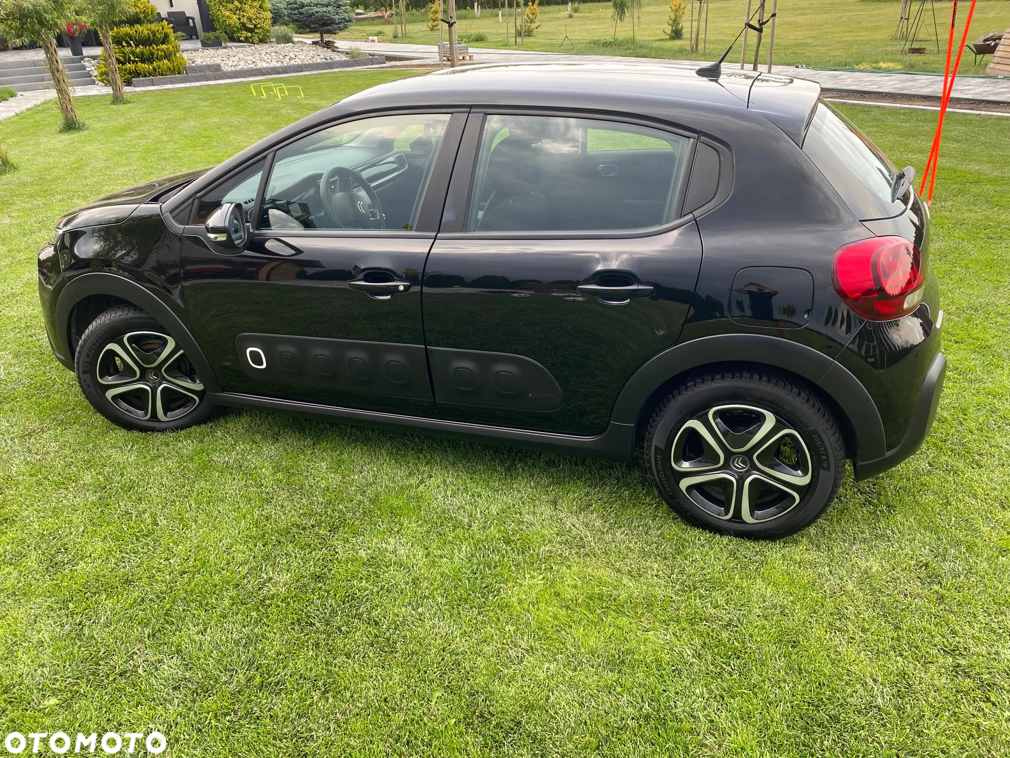 Citroën C3 1.2 PureTech GPF Shine - 23