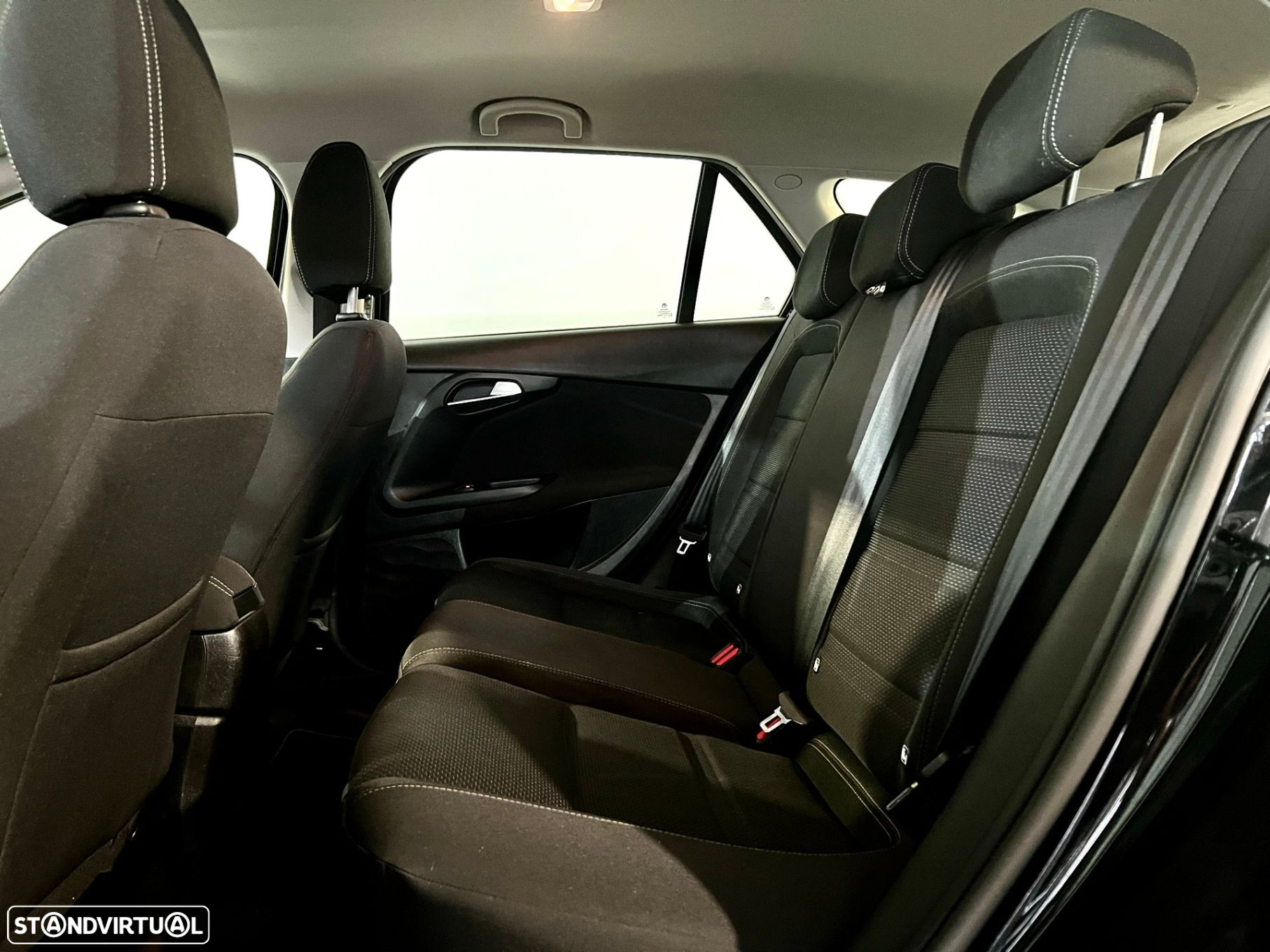 Fiat Tipo Station Wagon 1.3 M-Jet Lounge - 13