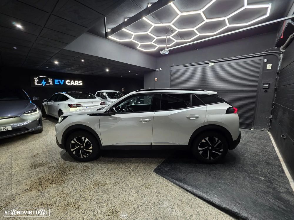 Peugeot e-2008 Allure Pack - 12