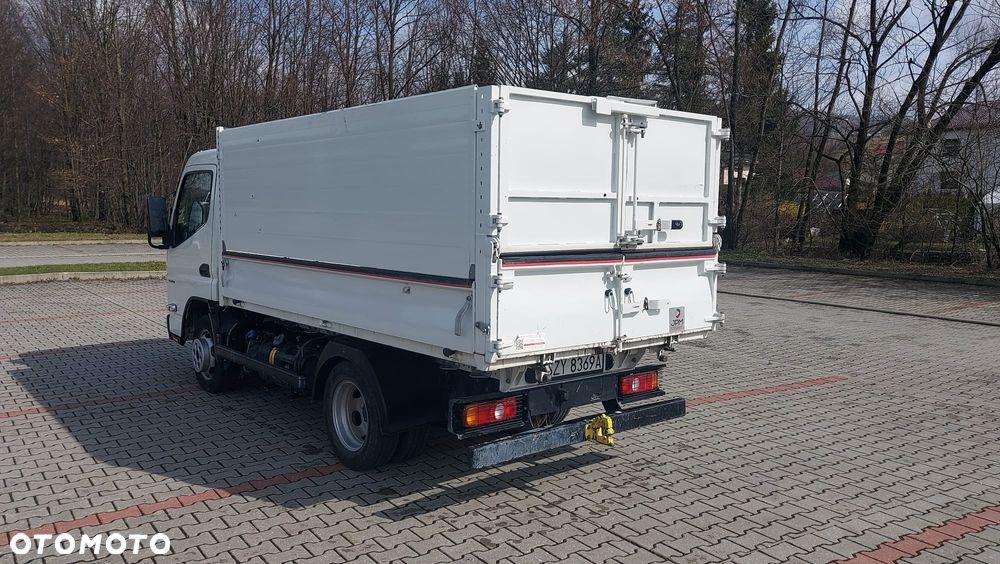 Mitsubishi FUSO CANTER - 9