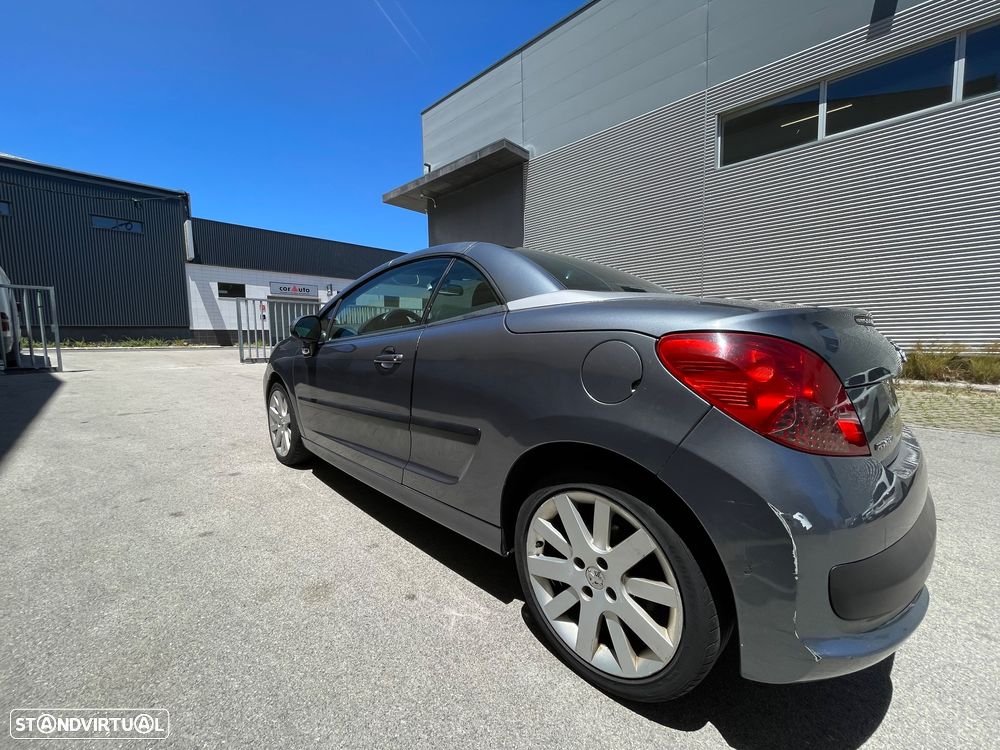 Peugeot 207 CC 1.6 HDi FAP Sport - 4