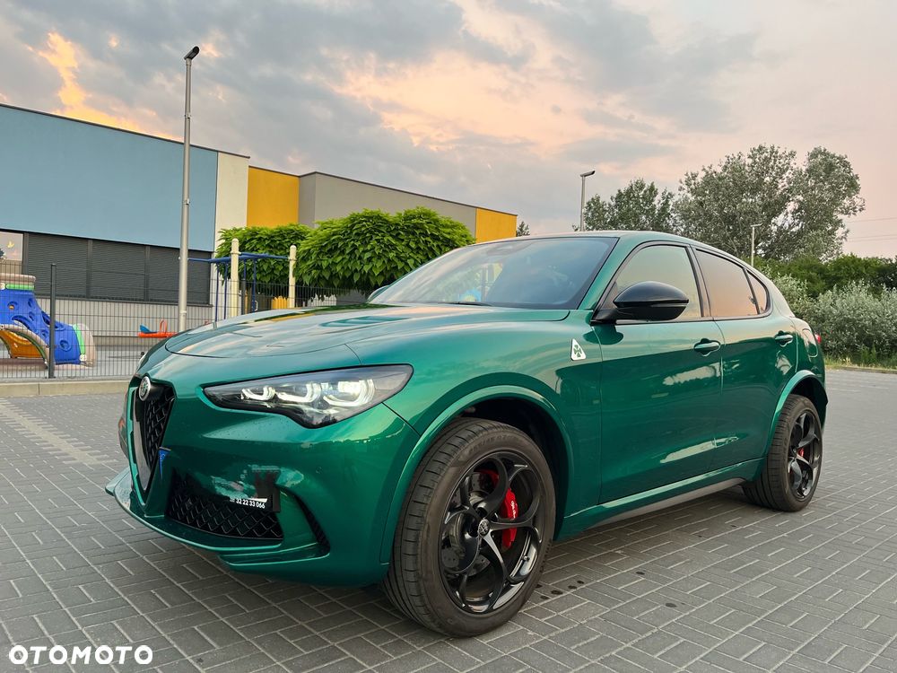 Alfa Romeo Stelvio - 1