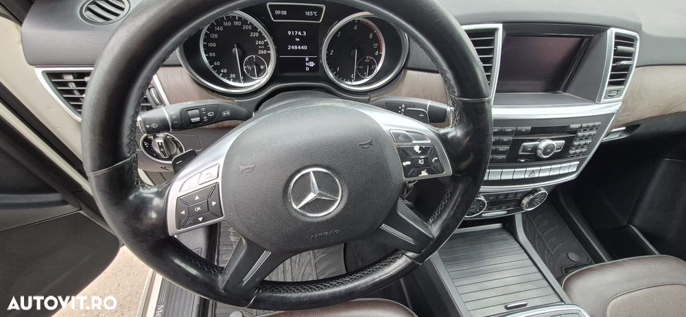 Mercedes-Benz ML - 11