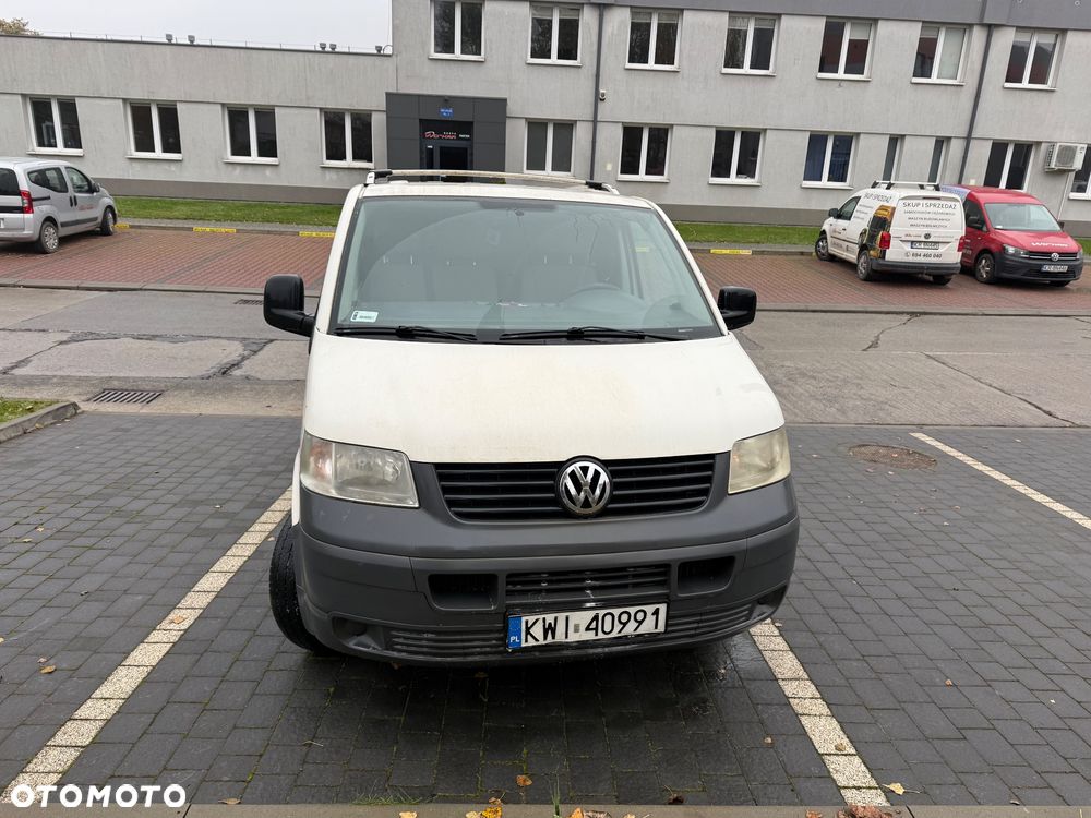 Volkswagen Transporter - 1