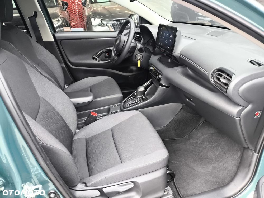 Toyota Yaris Hybrid 1.5 Style - 23