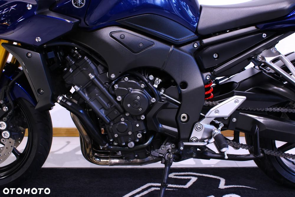 Yamaha FZ - 21