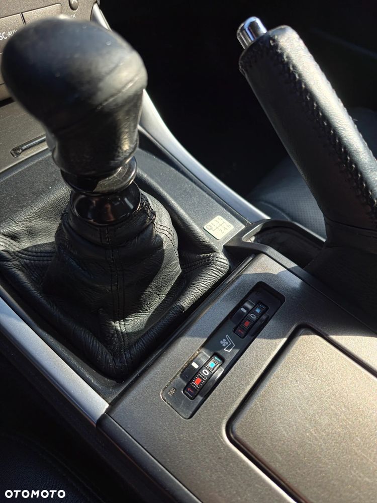 Lexus IS 200 D Prestige - 4