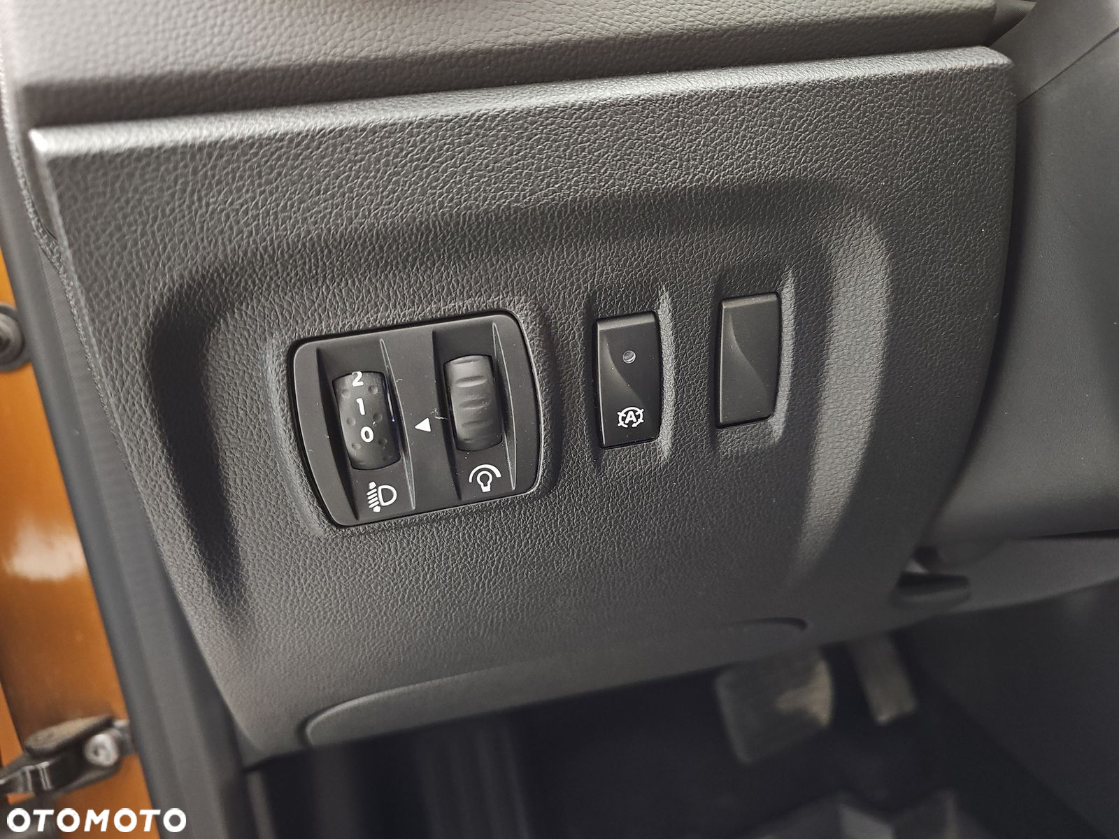 Renault Captur 1.3 Energy TCe FAP Limited EDC - 12