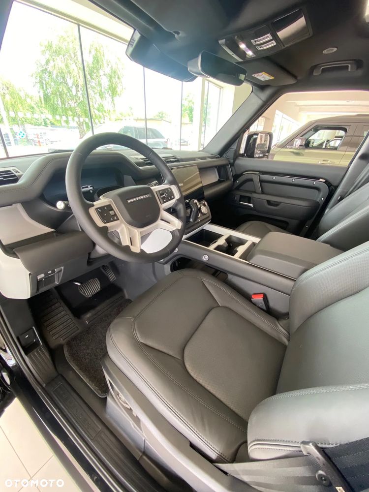 Land Rover Defender 3.0 D350 mHEV X-Dynamic SE - 6