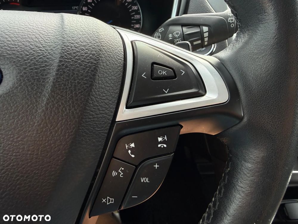 Ford Mondeo 2.0 TDCi Titanium PowerShift - 13