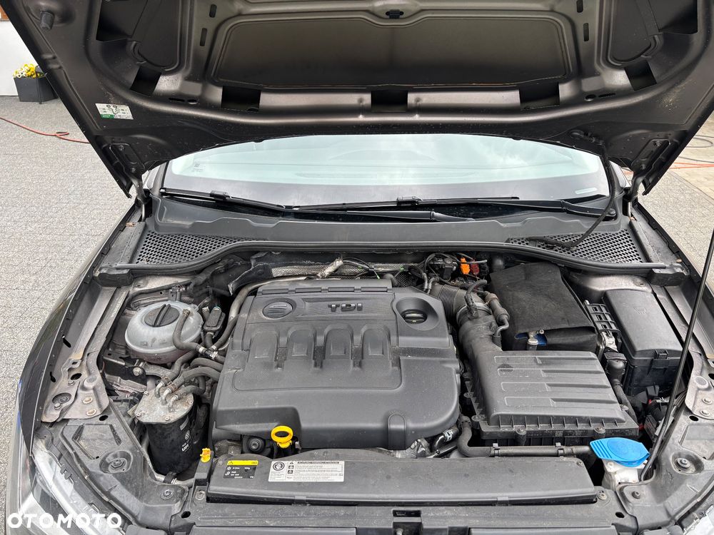 Seat Leon 2.0 TDI DPF Start&Stop DSG FR - 39