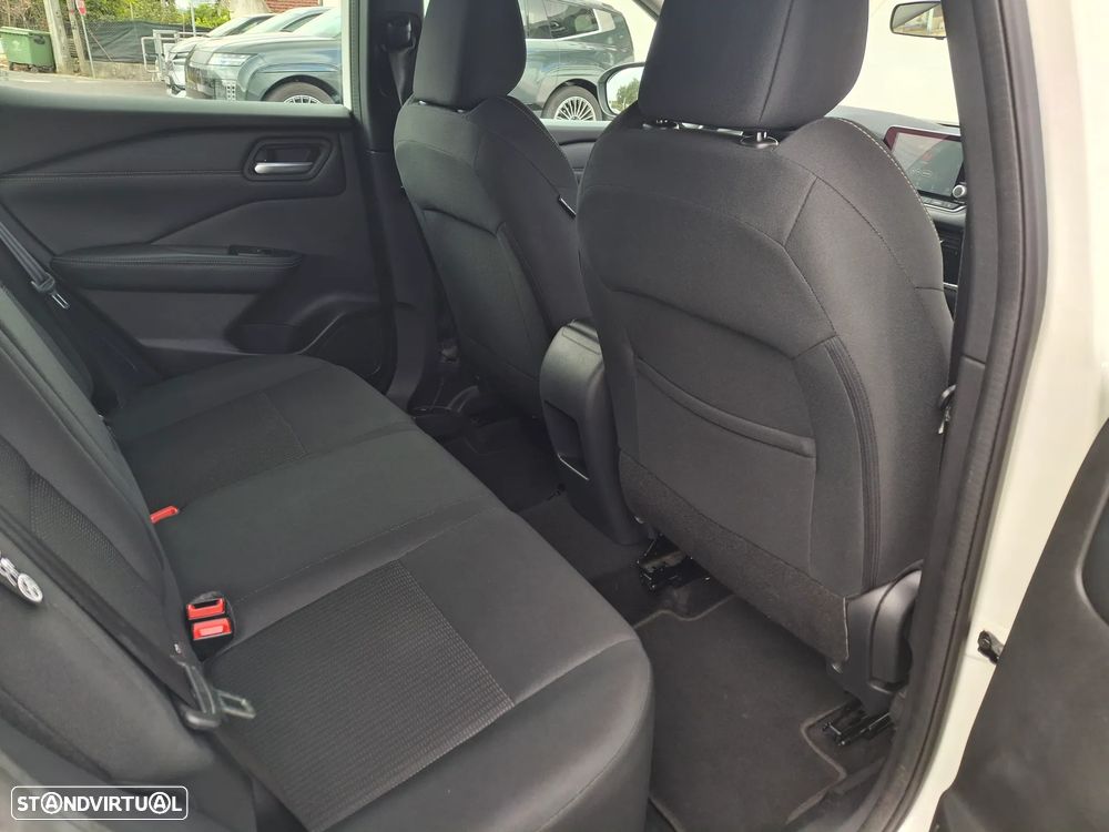 Nissan Qashqai 1.3 DIG-T Acenta - 24
