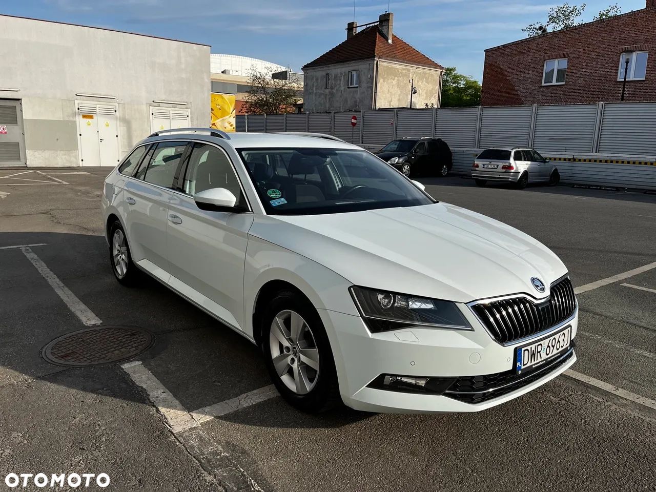 Skoda Superb 1.8 TSI Ambition DSG - 1