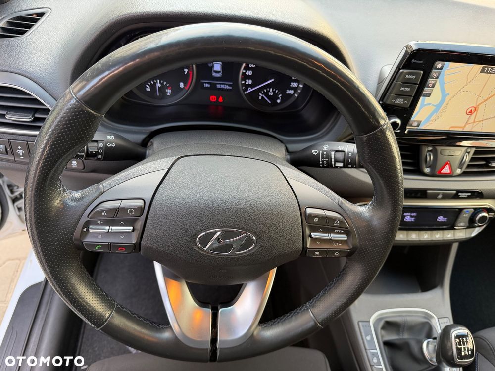 Hyundai i30 1.4 T-GDI GO Plus - 19