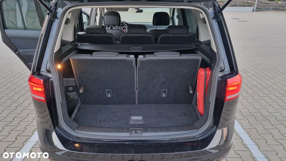 Volkswagen Touran 1.5 TSI ACT OPF Highline - 8