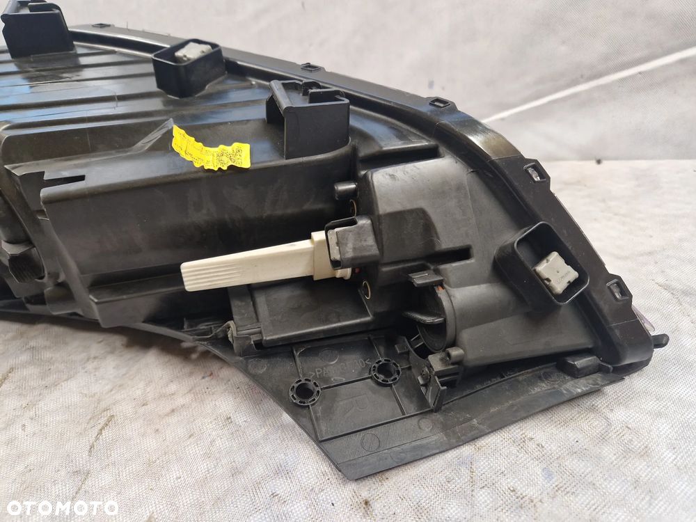 Hyundai Tuscon III Lift Lampa Prawa Soczewka + LED - 9