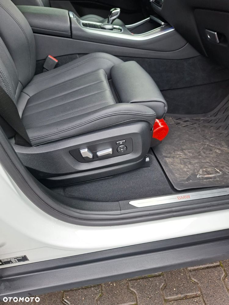 BMW X5 xDrive40i - 23