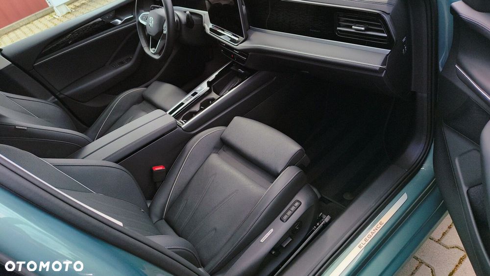 Volkswagen Passat - 35