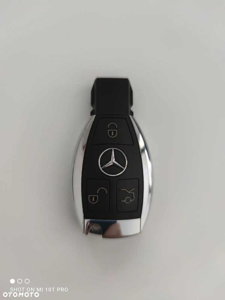 Kluczyk Mercedes B W246 C W204 E W211 W212 S W221 Vito 639 Viano W639 Kodowanie - 1
