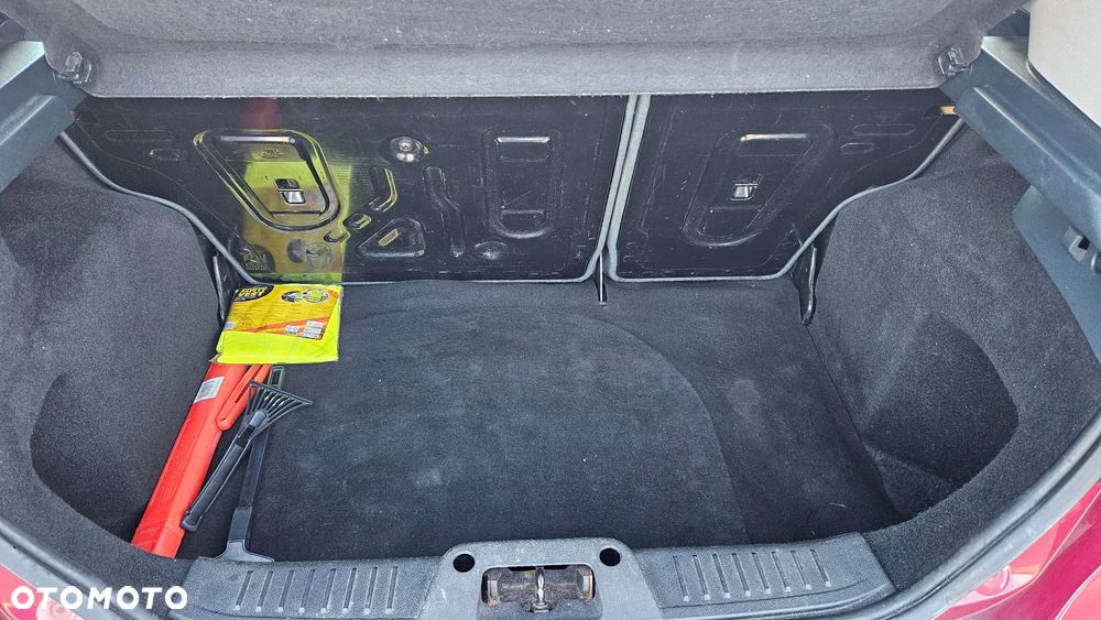 Ford Fiesta 1.25 Ambiente EU5 - 19