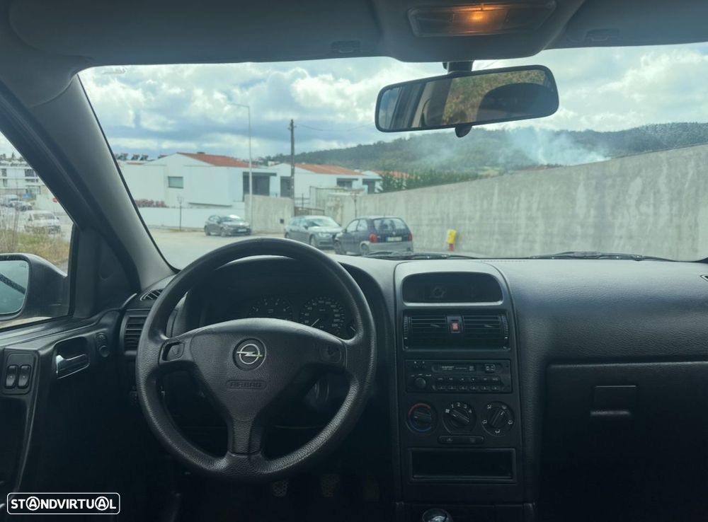 Opel Astra 1.4i Sprint - 8