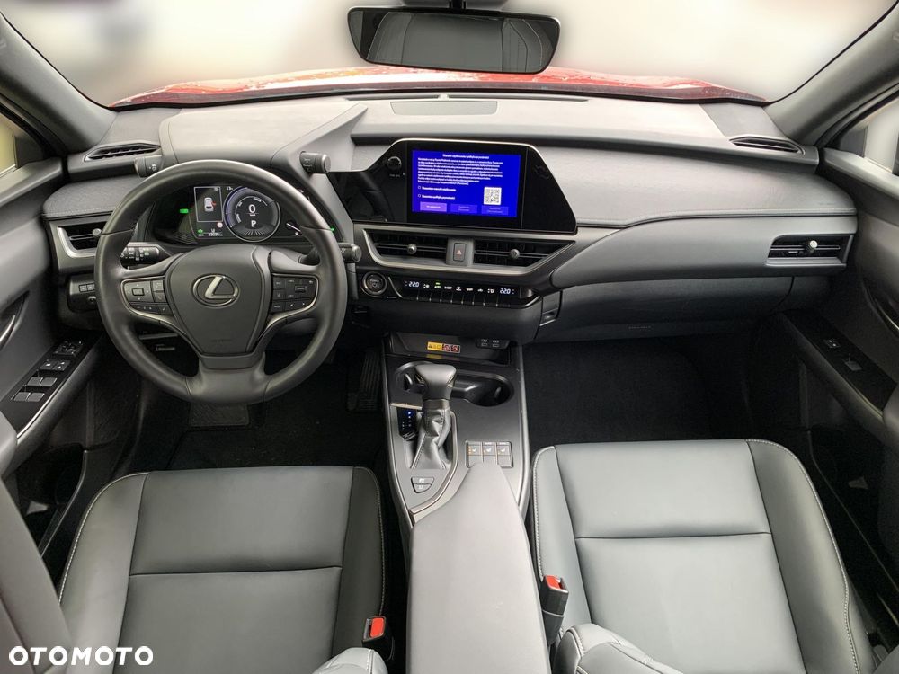 Lexus UX - 13