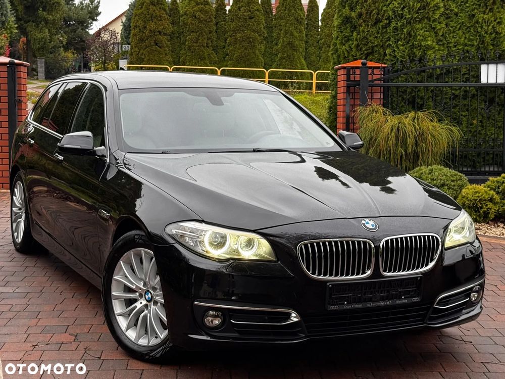 BMW Seria 5 530d Touring Luxury Line - 1