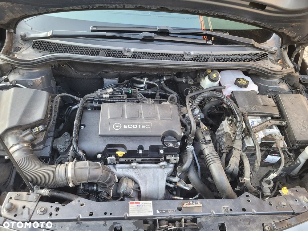 Opel Astra 1.4 Turbo - 32