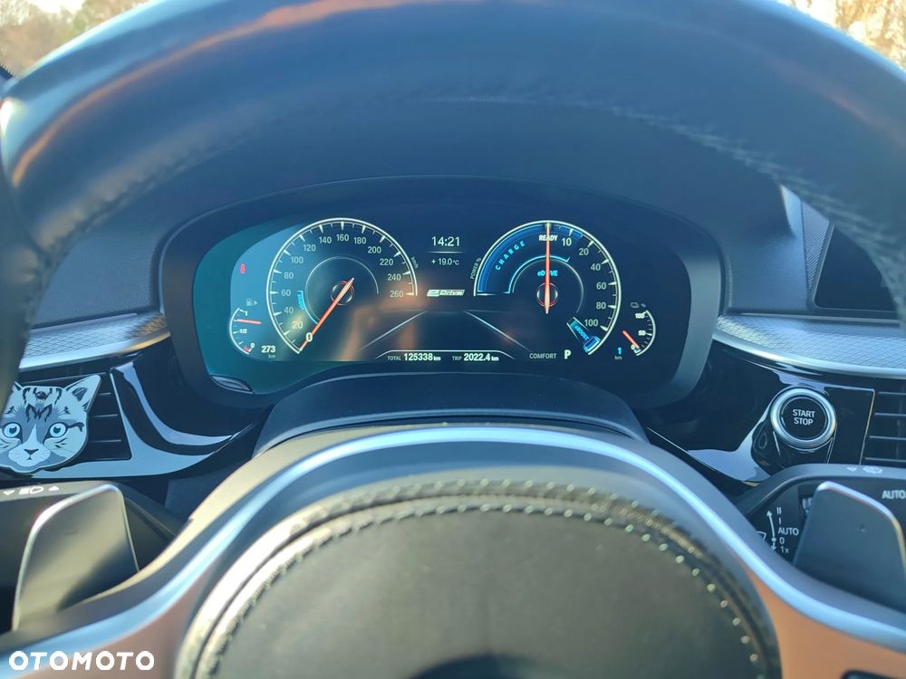 BMW Seria 5 530e iPerformance M Sport sport - 8