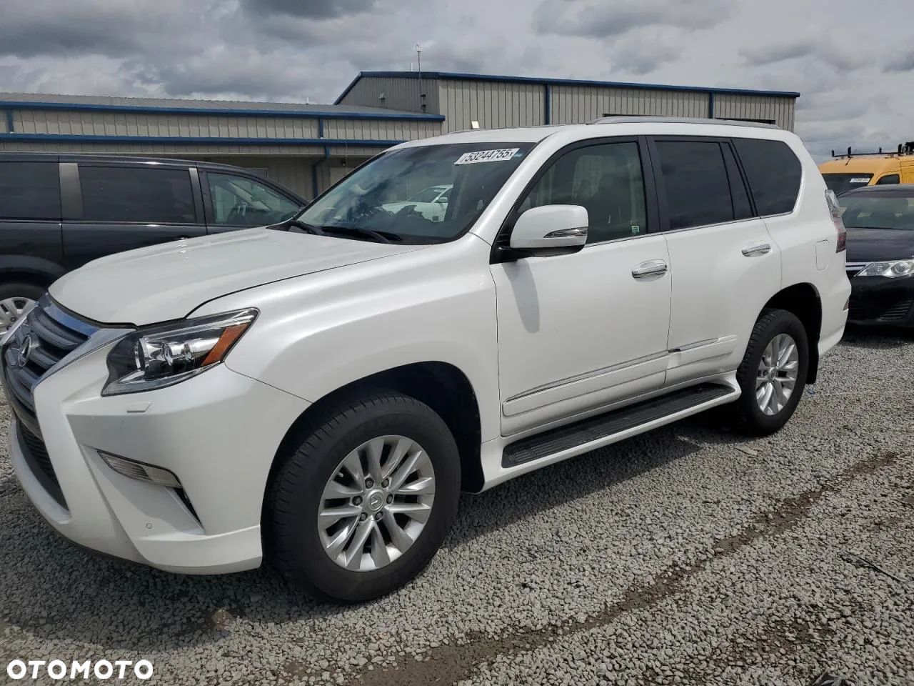 Lexus GX - 1
