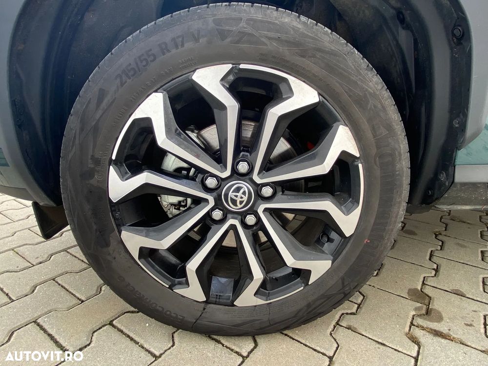 Toyota Yaris Cross 1.5 VVT-i HSD 116 4x2 HEV Dynamic - 16