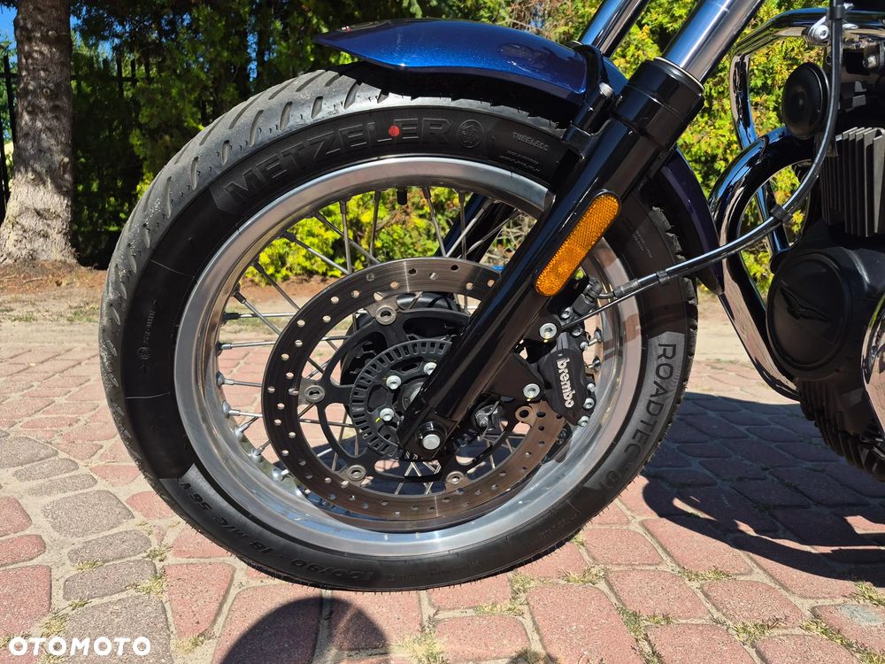 Moto Guzzi V7 - 16