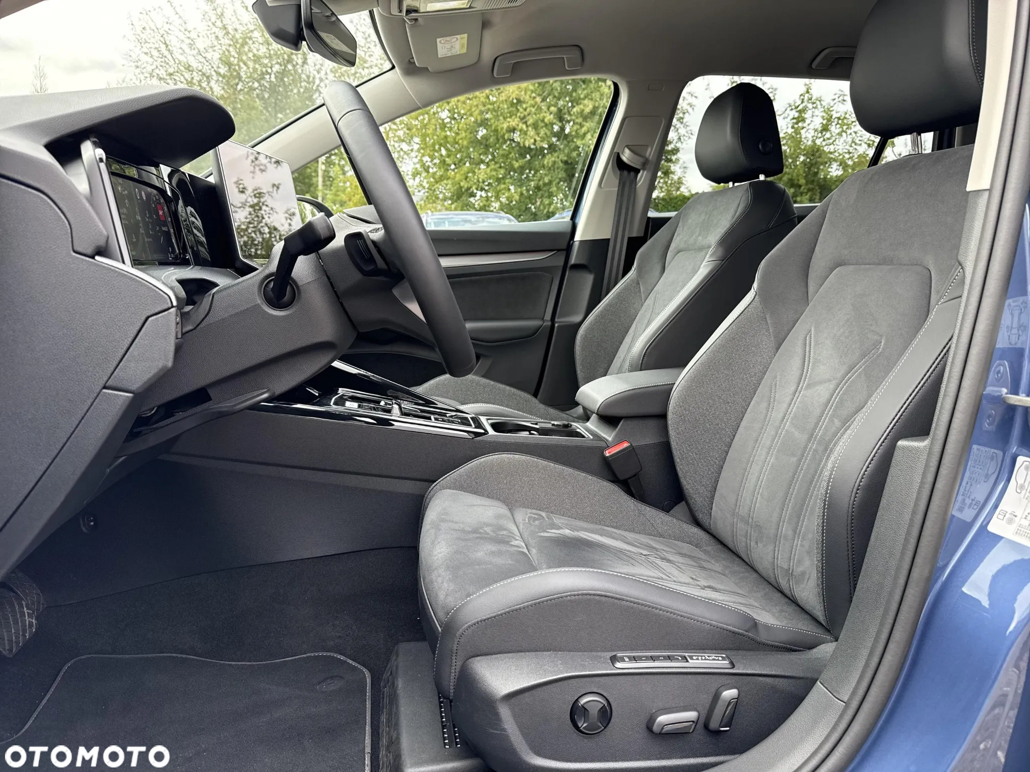 Volkswagen Golf - 18