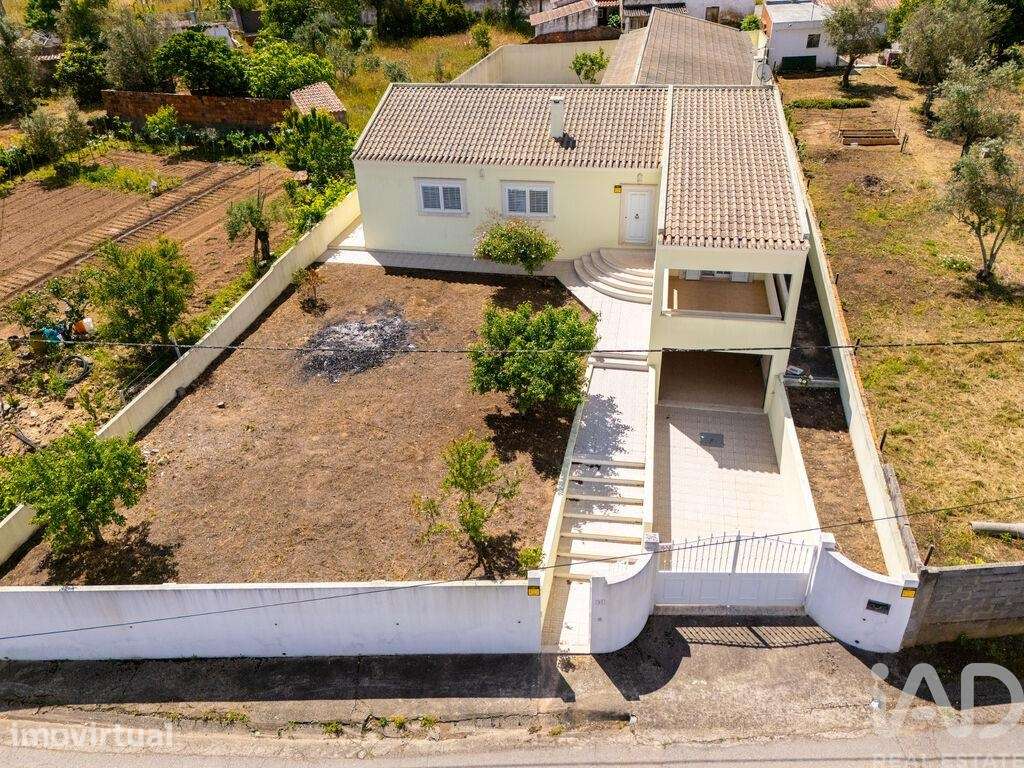 Casa / Villa T3 em Aldeia do Mato e Souto de 330,00 m2 - Grande imagem: 3/30