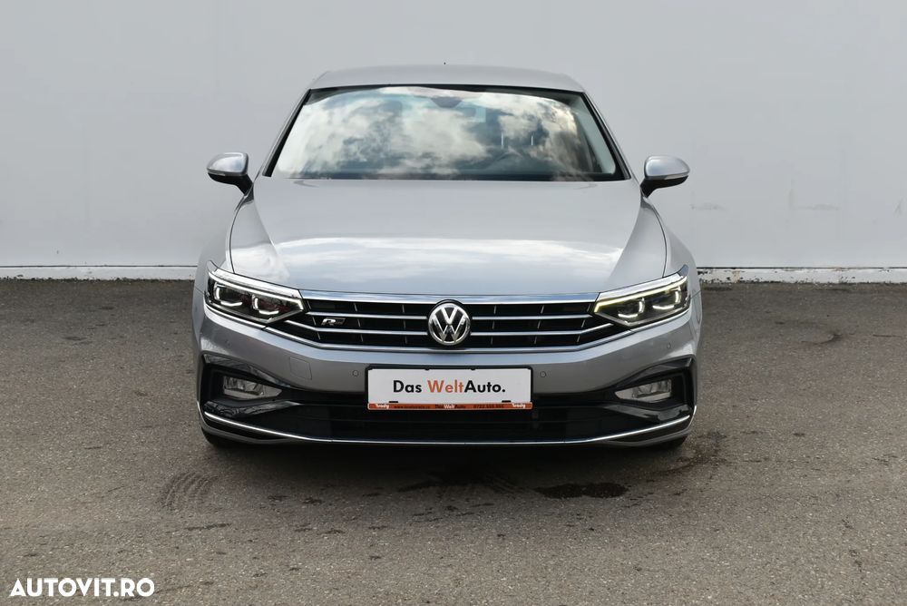 Volkswagen Passat 2.0 TDI DSG Highline - 4