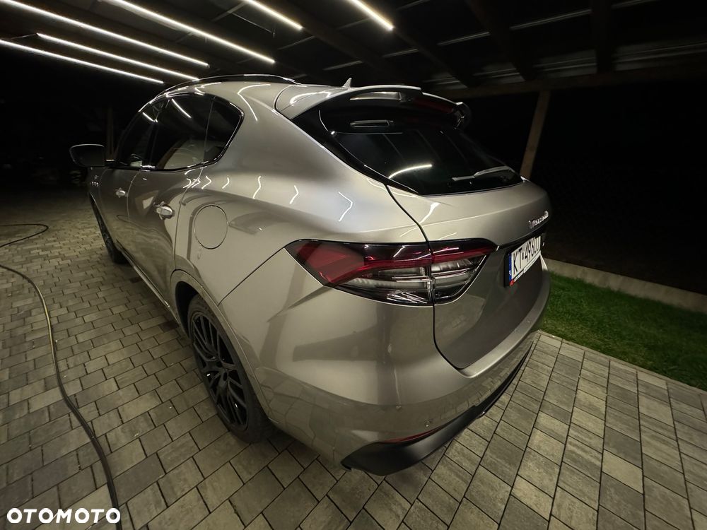 Maserati Levante Q4 GranSport - 4